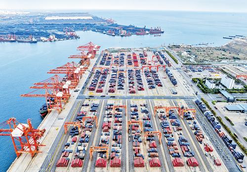 中船澄西6号84500吨干散货船胜利下水